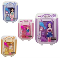 BONECA COM ACESSORIOS